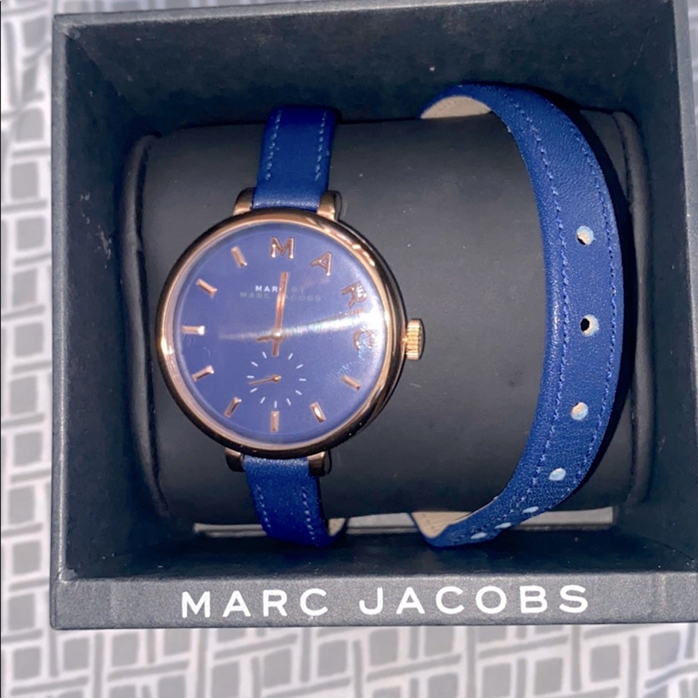 Marc Jacobs double strap watch